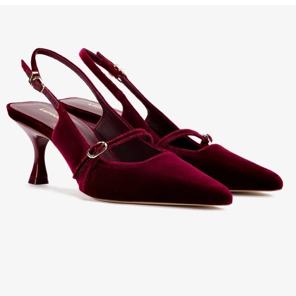 Larroude Shoes - Larroude Ines Pump in Wine Velvet